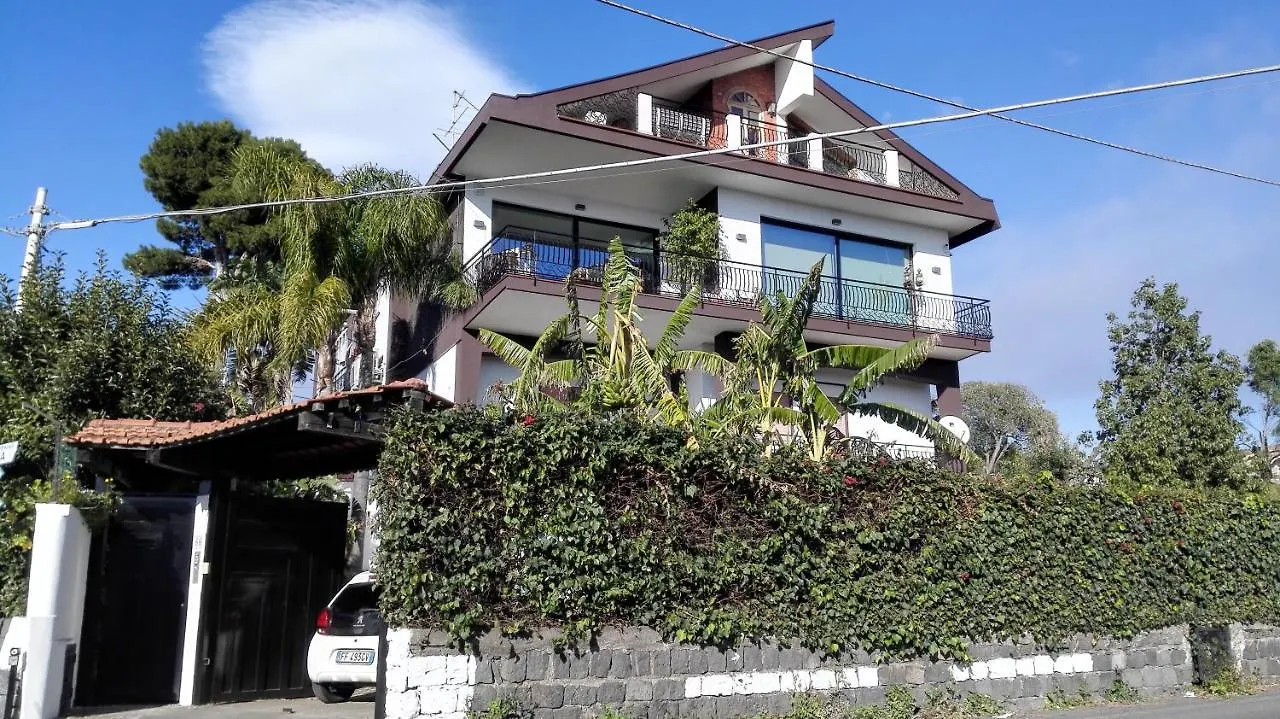 Holiday home Lucrezia Garden Catania Villa San Gregorio di Catania